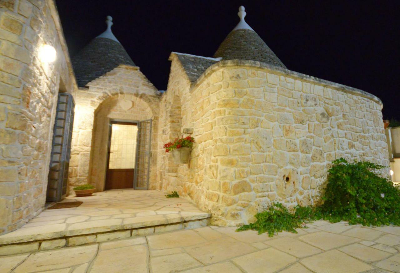 Апартаменты Trulli Monsalis Альберобелло Экстерьер фото